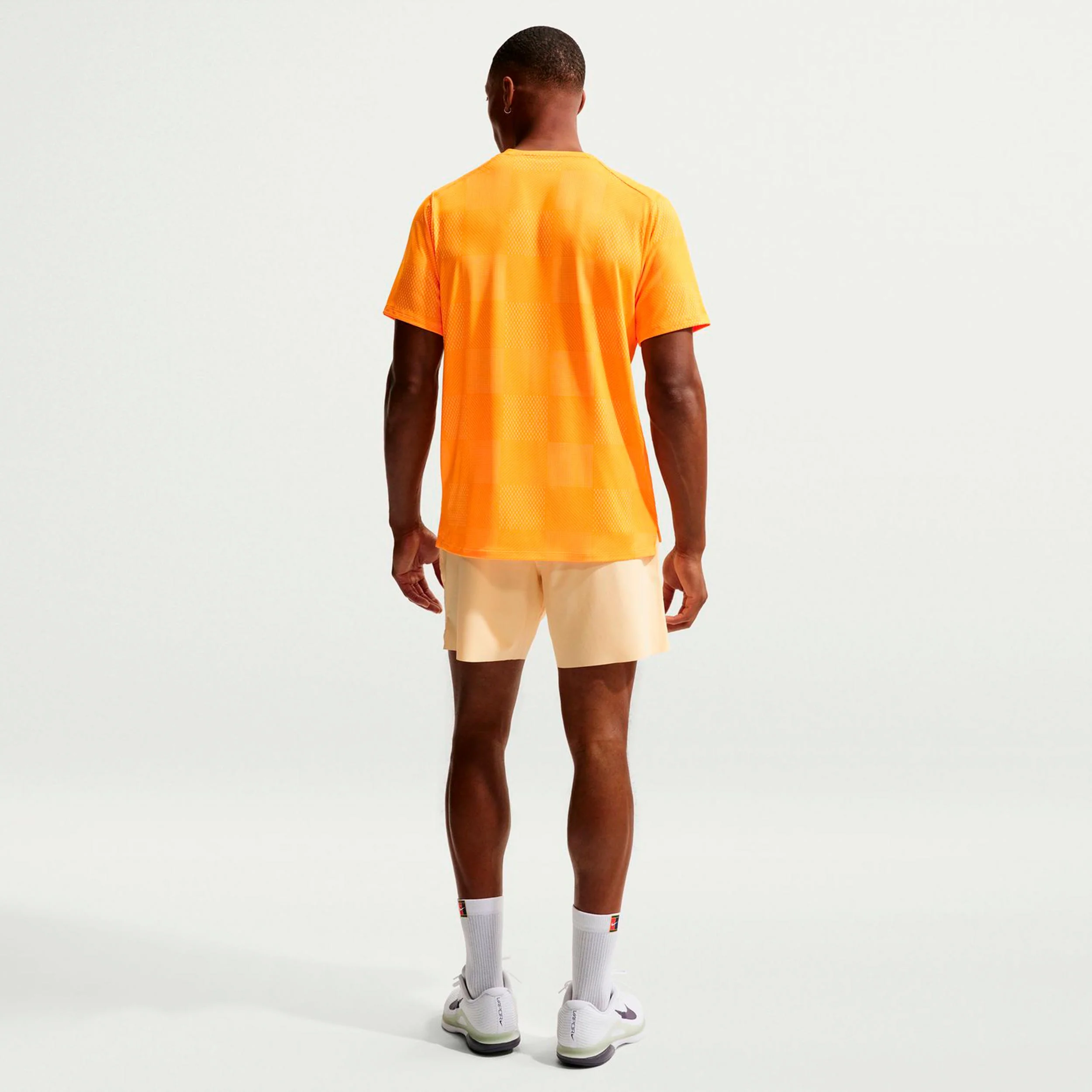 Carlos Alcaraz Court Dri-Fit Advantage T-Shirt Herren-orange - Image 3