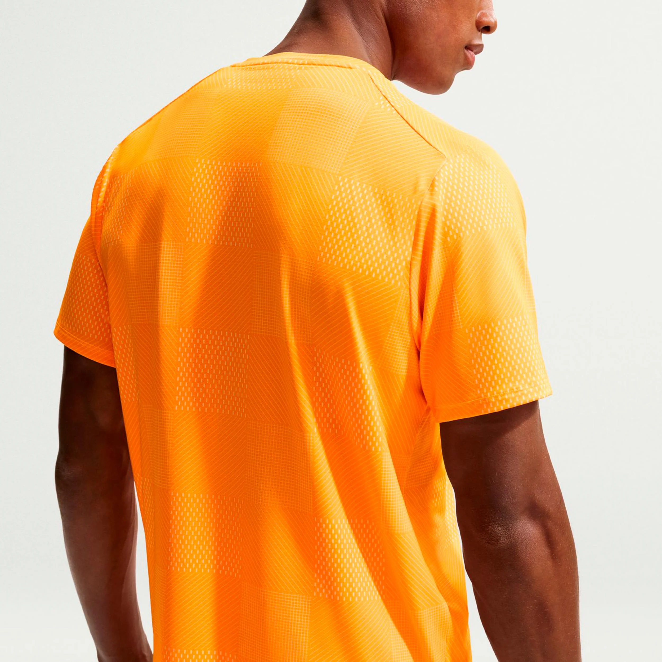 Carlos Alcaraz Court Dri-Fit Advantage T-Shirt Herren-orange - Image 5